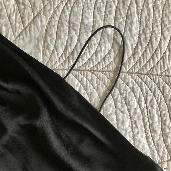 2/$50🍑 Like-New DYNAMITE Satin One Shoulder Dress - Picture 6 of 11